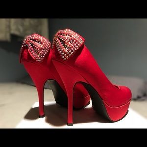 Red Bakers heals